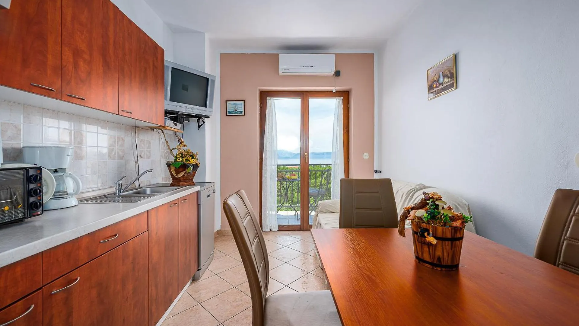 Apartment Marin Splash Drenje Drenje  Croatia